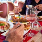 pizza-bruschetta-vin-rose-terrasse-restaurant-italien