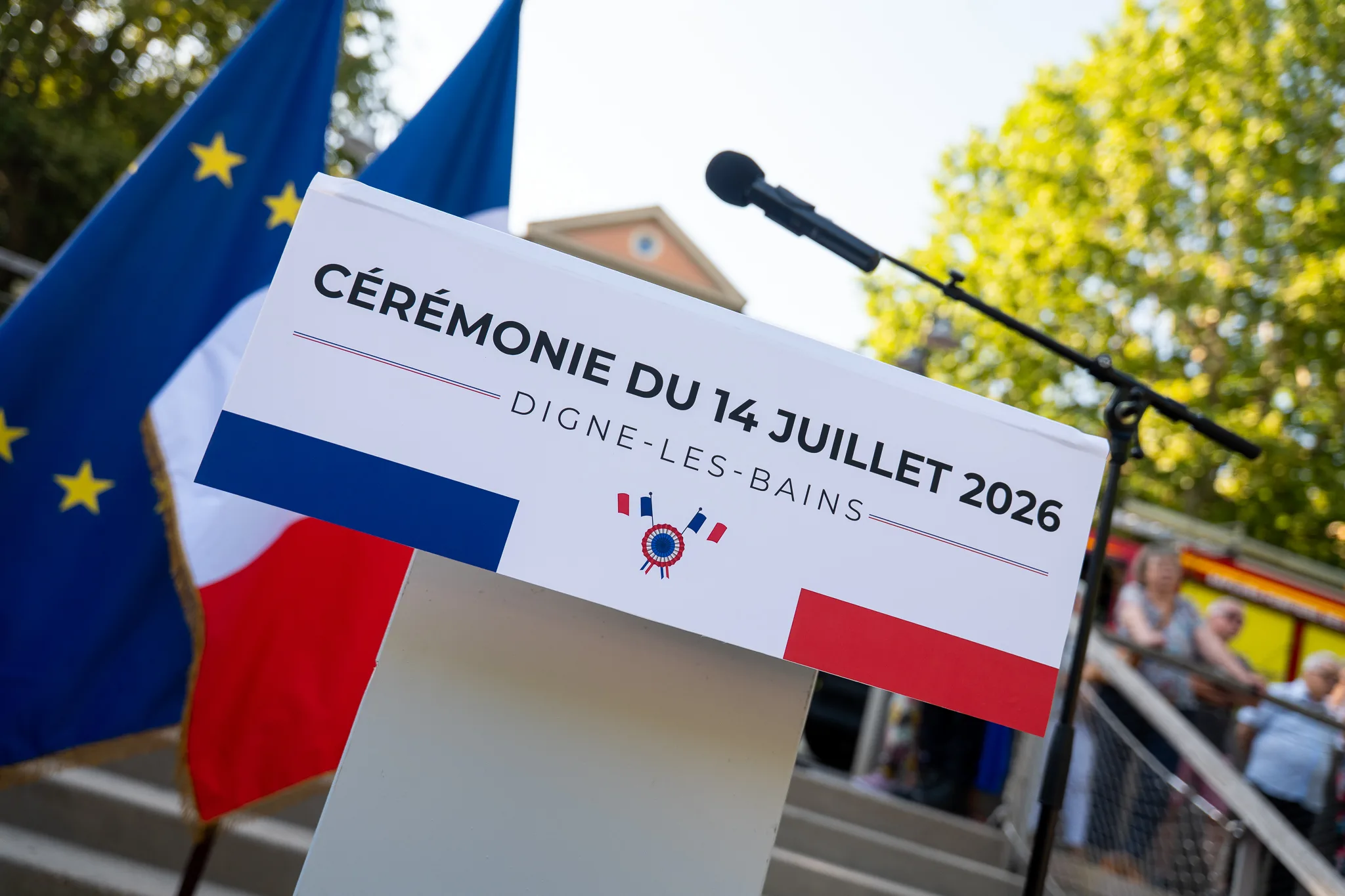 Podium officiel de la cérémonie du 14 juillet 2026 à Digne-les-Bains