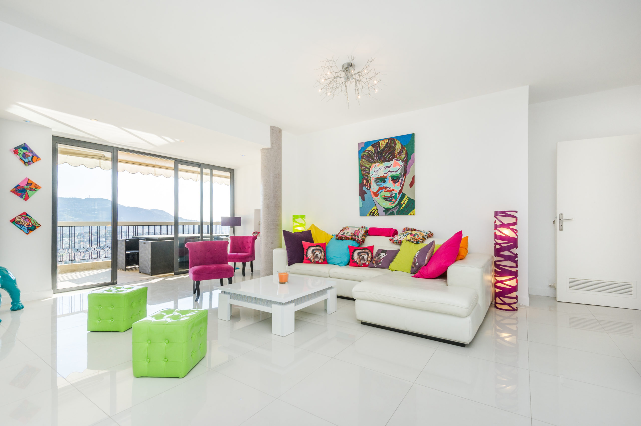 Shooting photo immobilier appartement duplex a Nice - salon salle a manger