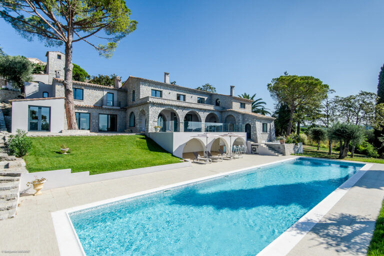 Villa de luxe en pierre à Mougins : shooting photo immobilier (2019)